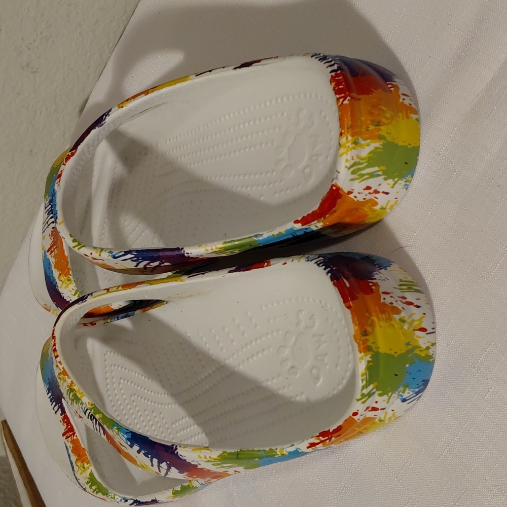 Dawgs Paw Print White Sandals - Picture 4 of 4